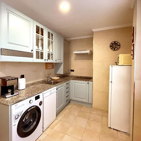 Acogedor Adosado Con Entrada Independiente Feriehus