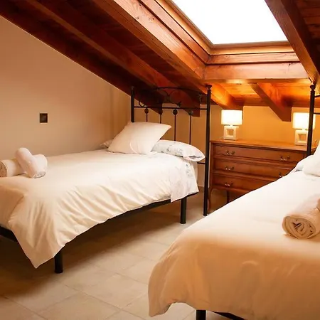 Acogedor Adosado Con Entrada Independiente Lamadrid