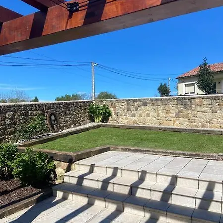 Acogedor Adosado Con Entrada Independiente