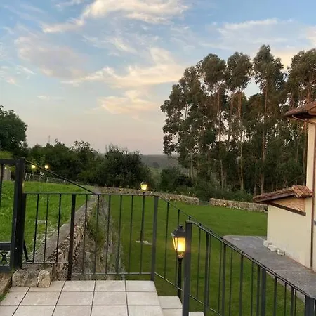 Feriehus Acogedor Adosado Con Entrada Independiente Lamadrid