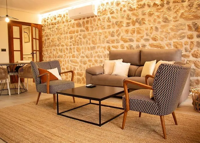 Holiday home Acogedor Adosado Con Entrada Independiente Lamadrid